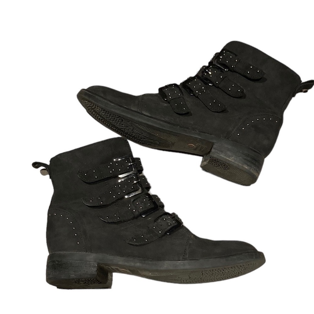 Blondo - Women’s Buckle Suede Ankle Booties - Picture 3 of 9